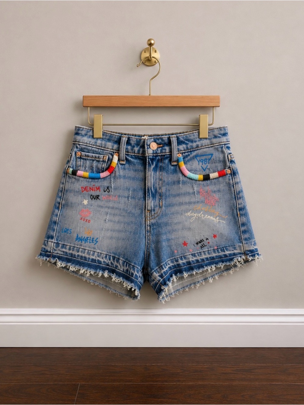 GUESS Graffiti Denim Cutoff Shorts Rainbow Trim Size 24